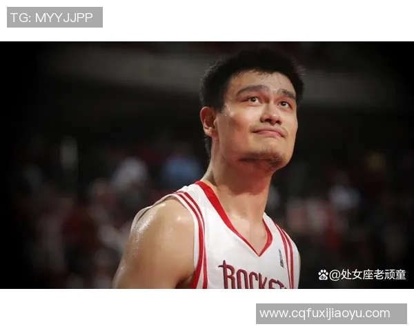 姚明的幽默瞬间揭秘篮球场上的搞笑趣事与温暖人心的故事
